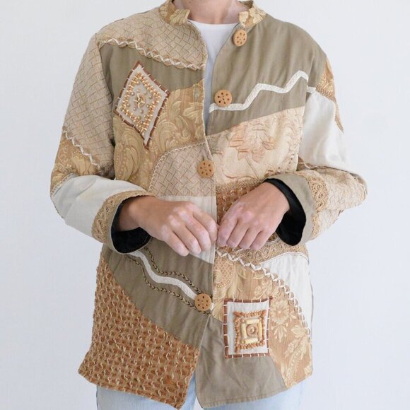 Vintage Allure Tan Cream Embroidered Floral Patchwork Beaded Button Jacket M - Picture 2 of 10